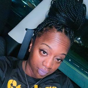 Meet your Posher, Priscilla